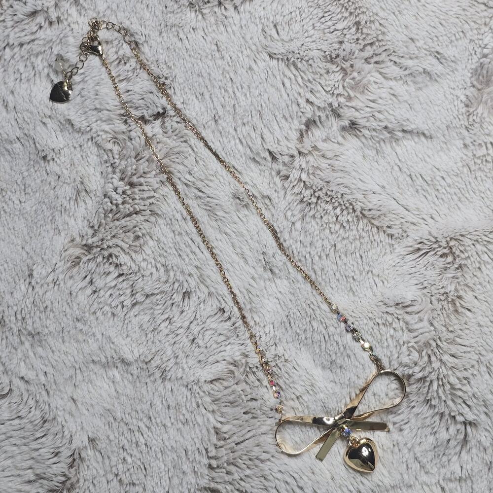 Betsy Johnson Chain Rhinestone Accent Bow‎ Heart Pendant Coquette Necklace